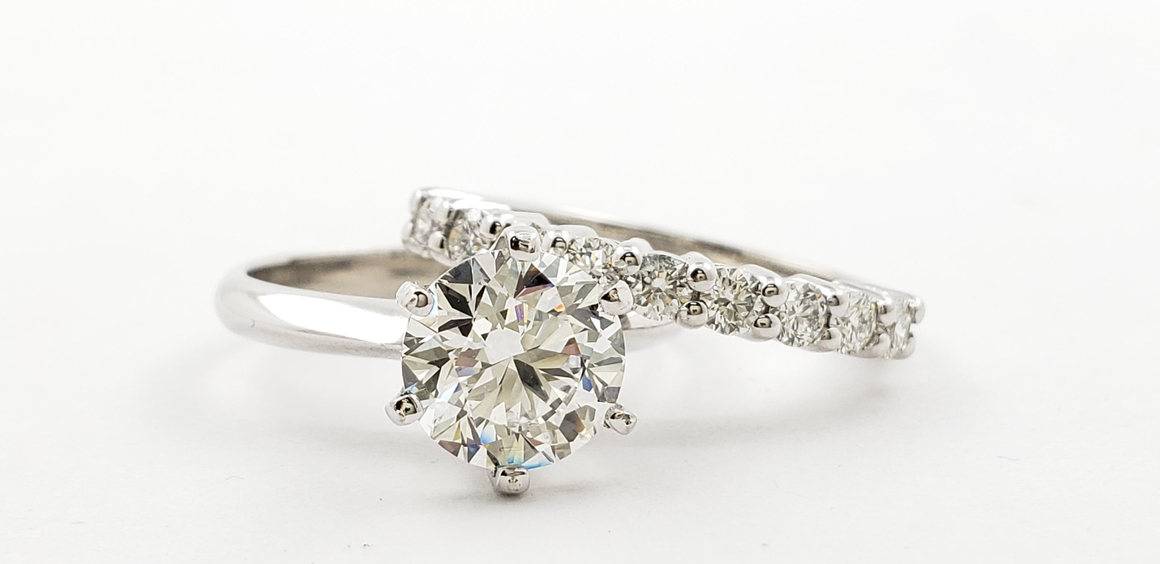 Round Shape Bridal Set